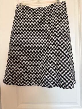 Vintage Hillard & Hanson Black and White Houndstooth Wool Blend Skirt Size 8